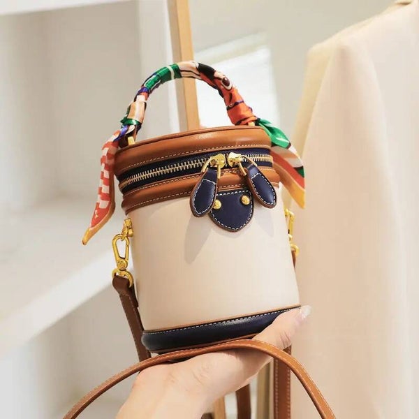 Bolso BT01304 – Elegancia en movimiento
