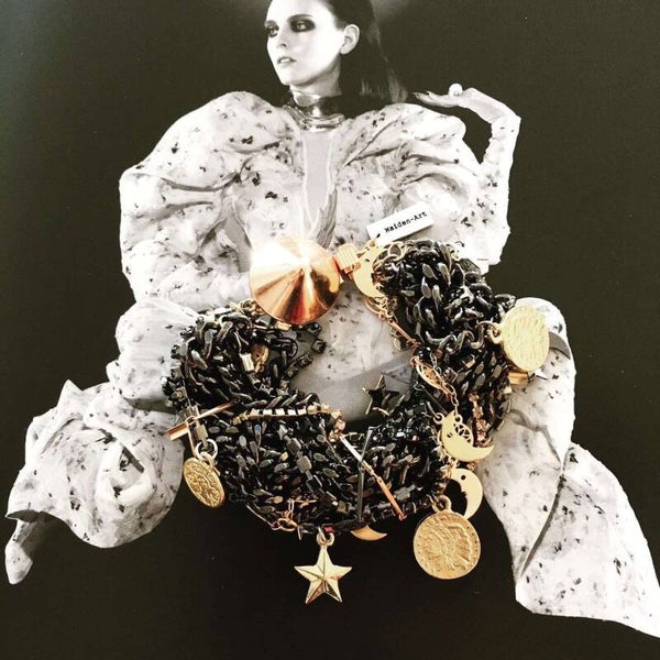 Pulsera italiana con latón bañado en plomizo y diamantes de imitación