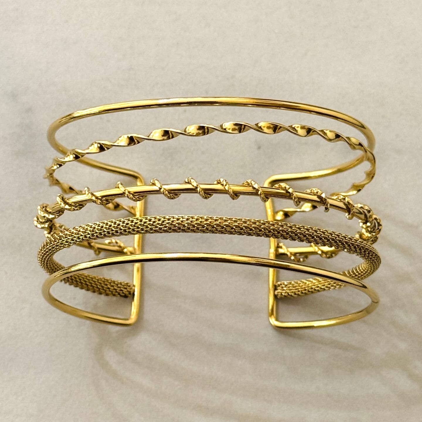 🌴 Pulsera Jungle Bangle