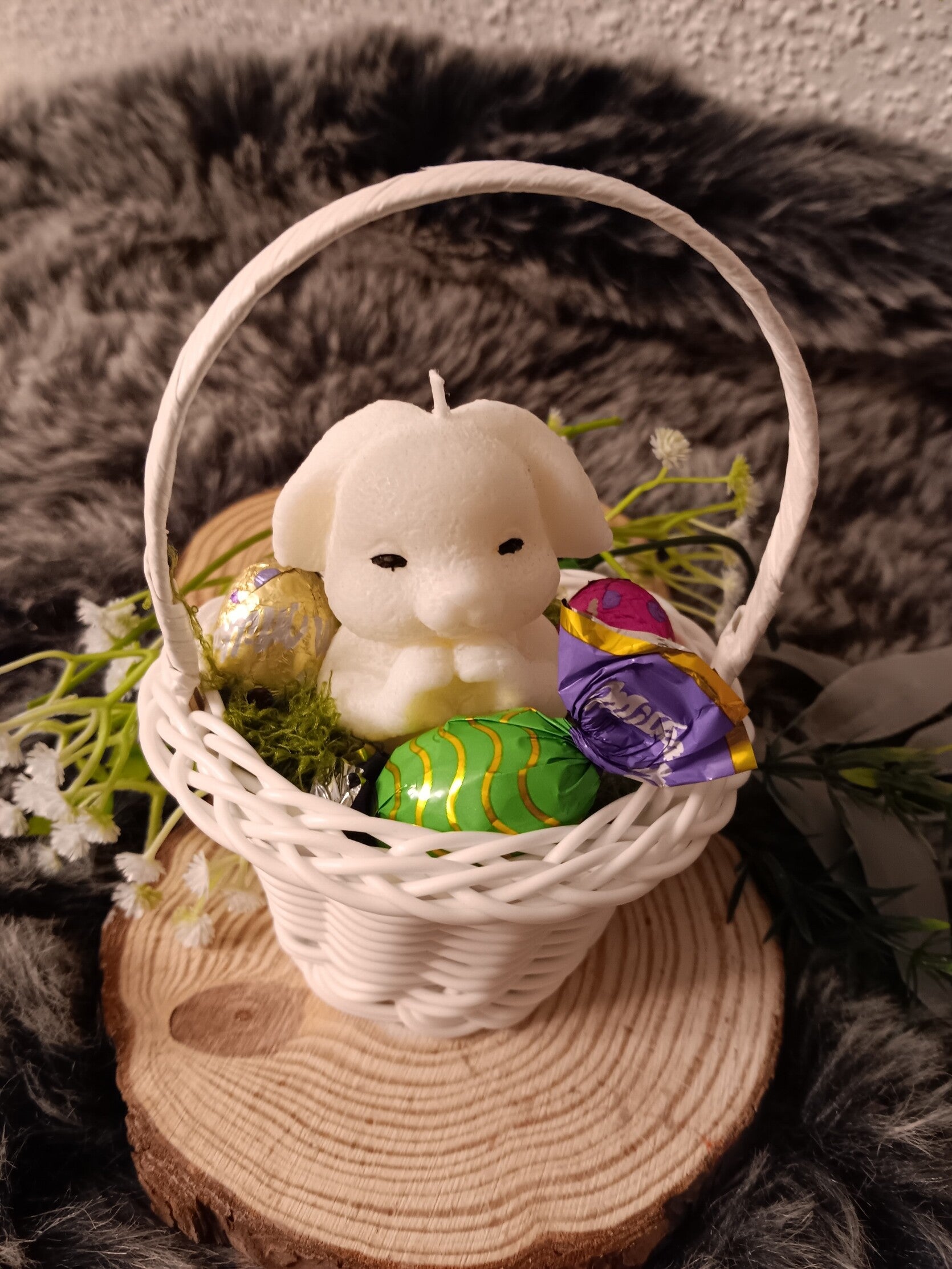 Osterkörbchen mit Häschen
