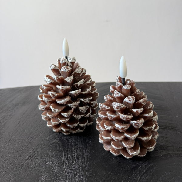 Led kaars | Dennenappel