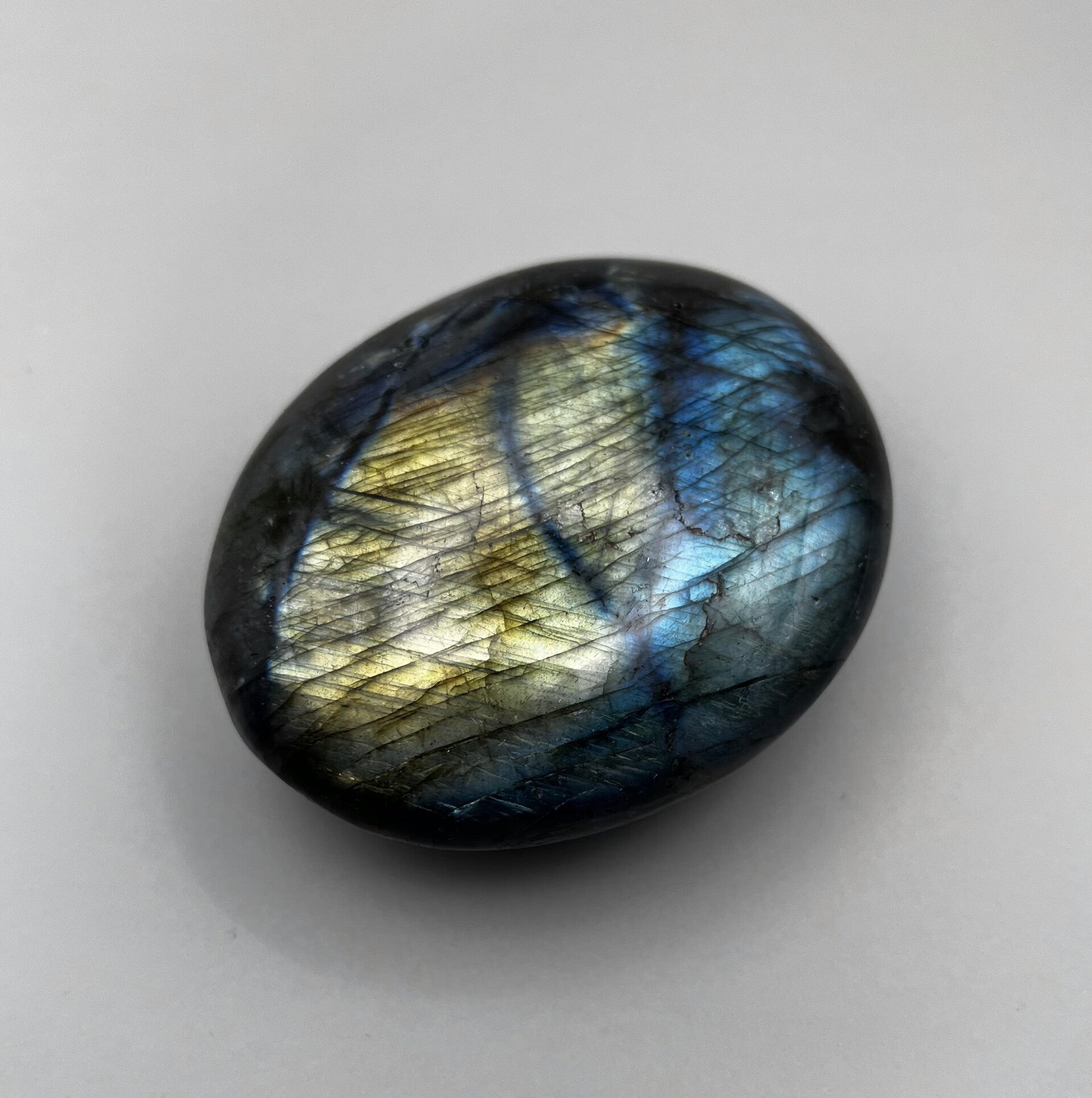 Labradorite Galet 156 grammes