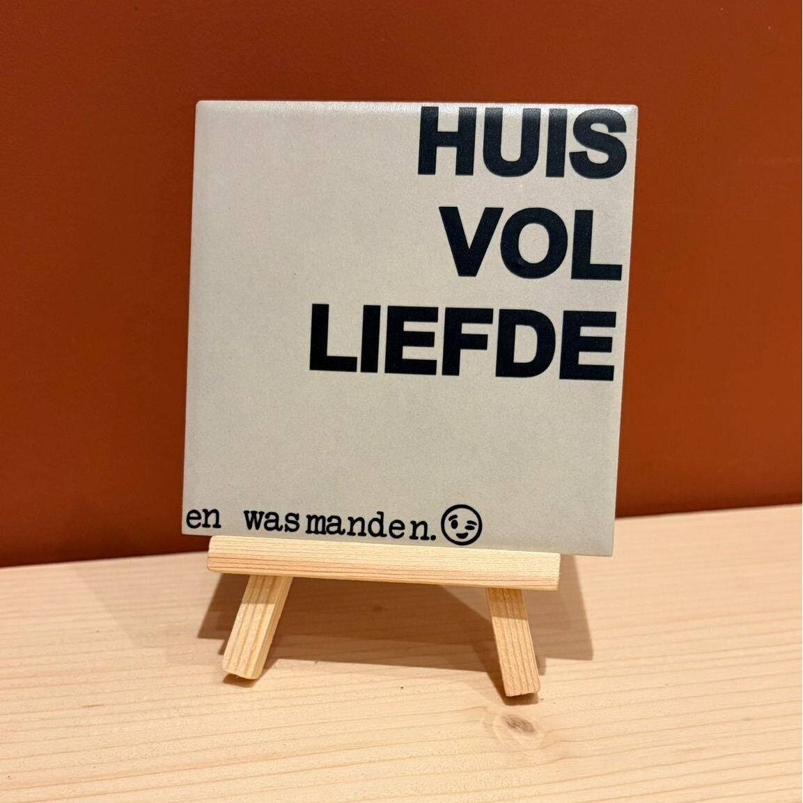 "Huis vol liefde (en wasmanden)" tegeltje
