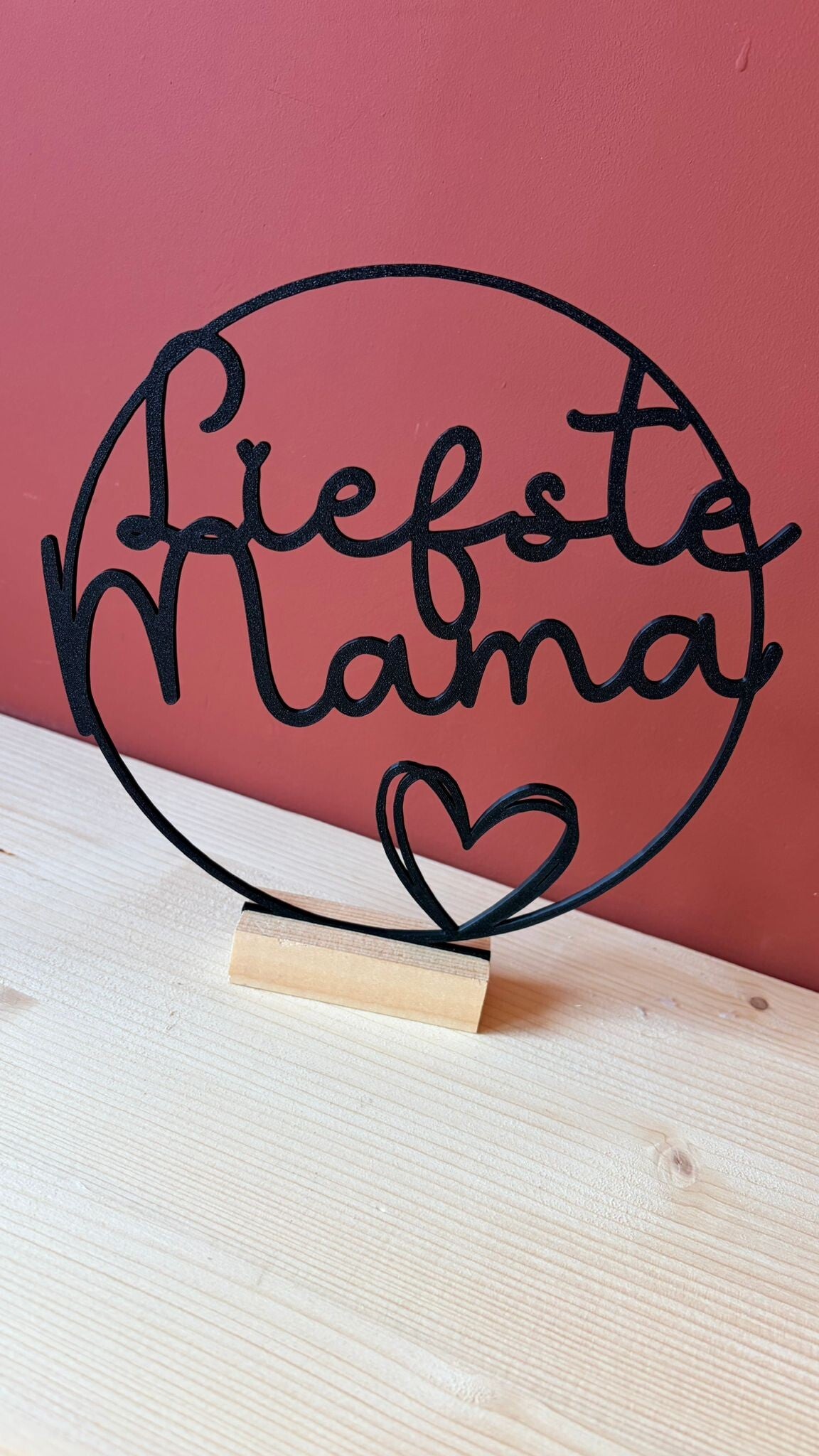 'Liefste Mama" decoratie | 3D geprint | houten standaard | keuze uit 2 designs