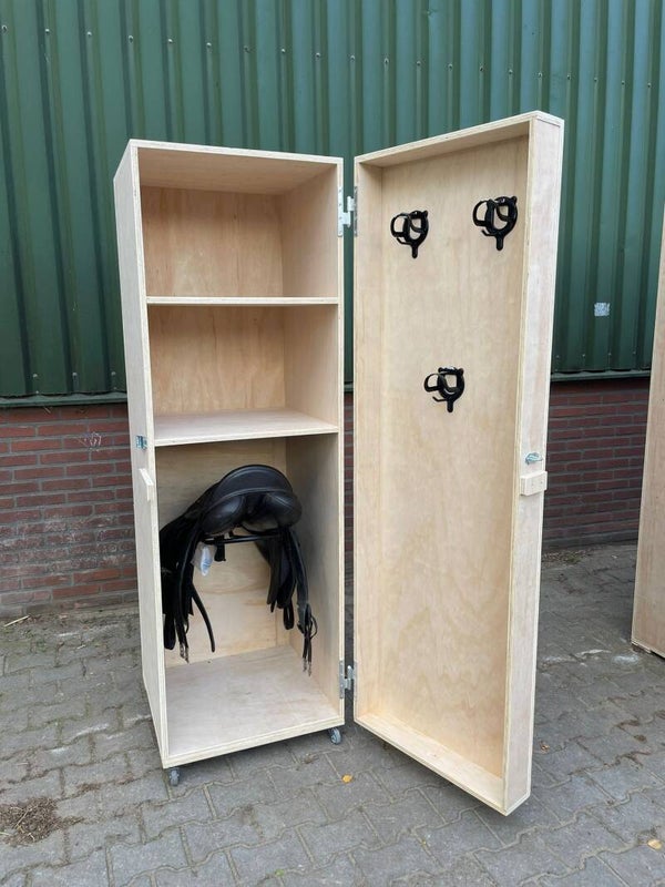 Zadelkast SUPERDEAL!! Underlayment/ 180x60x70 cm