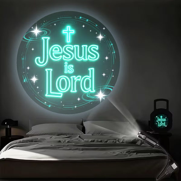 USB Projector “Jesus Is Lord” – Luz Noturna Rotativa 360° para Decoração Religiosa