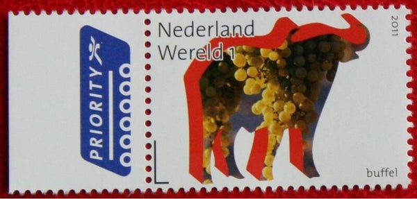 2106 Animals 2011 Netherlands (Syncerus caffer) African Buffalo stamp