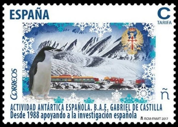 Birds Penguins (Pygoscelis antarcticus) Chinstrap Penguin 2017 Spain stamp
