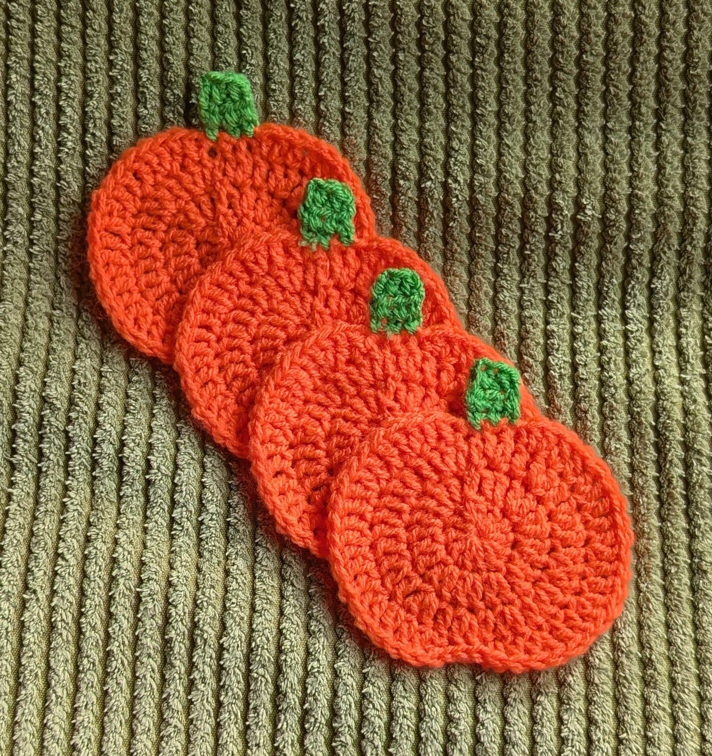 Crochet Halloween pumpkin coasters!