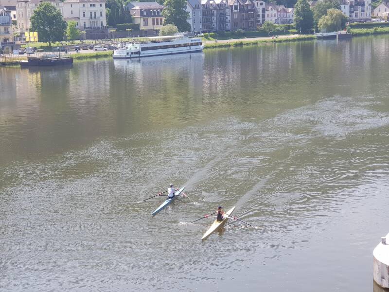 Kanoën,jetskiën of varen met de speedboot