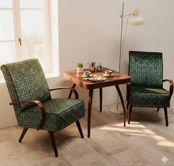 Vintage set jaren 50/60 – Halabala tafeltje & twee Poolse fauteuils | volledig gerenoveerd