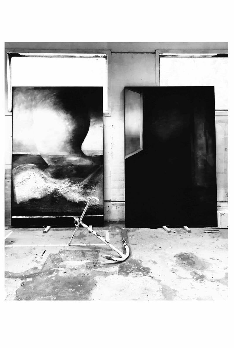 Atelieropname van twee schilderijen, 2016