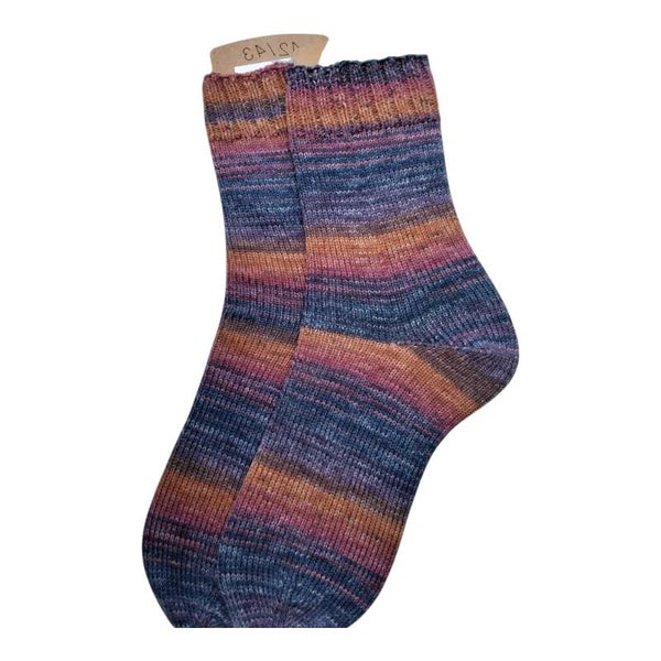 gestrickte Socken in Größe 42/43