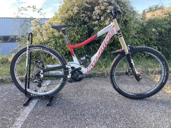 VTT  LABYRINTH MINAUTOR DH * TEAM EDITION 2012
