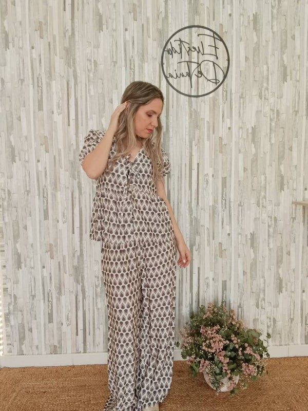 PANTALÓN ESTAMPADO GRIS