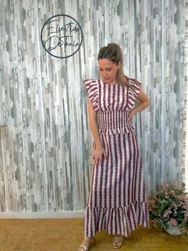 CONJUNTO BLUSA Y FALDA
