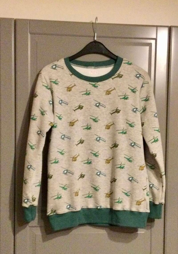 Sweater, maat 152