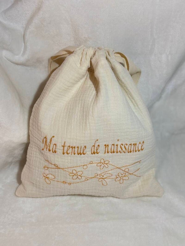Sac pochon " Ma tenue de naissance "