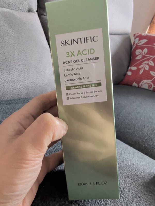 Skintific 3x Acid ACNE GEL CLEANSER 120ML