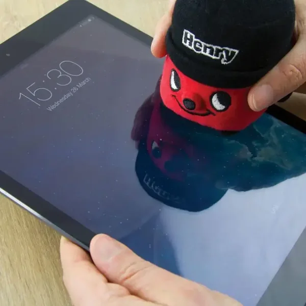 Henry Hoover Microfibre Screen Cleaner – Electronics