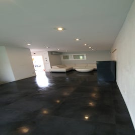 1000001978-standard.jpg
