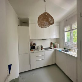 1000084226-standard.jpg
