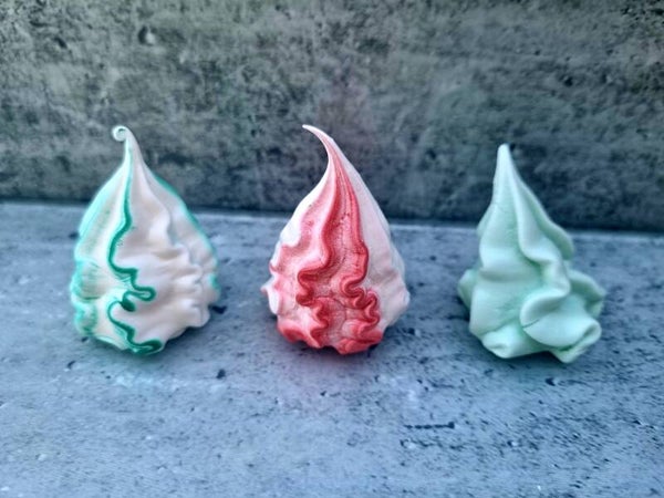 Meringues of Santa Claus