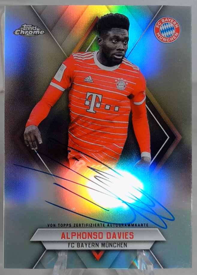 Alphonso Davies On Card Auto /49 topps chrome