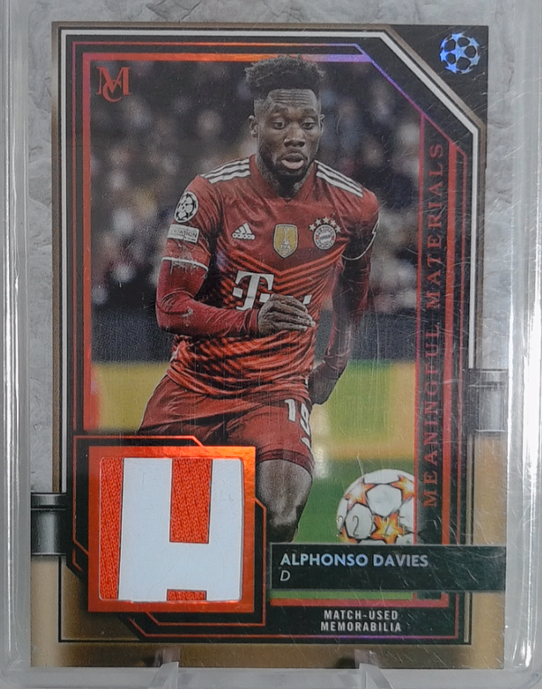 Davies Museum Collection Patch /25