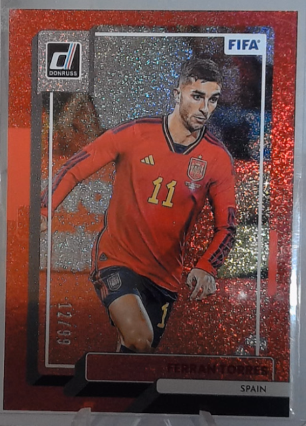 Ferran Torres red /99 Donruss
