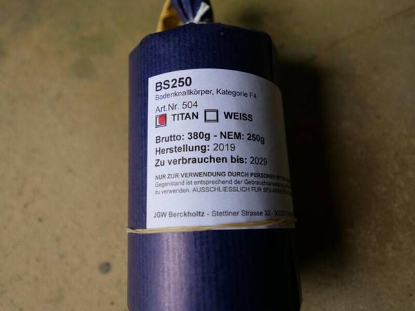 o Bodenblitz 100 Weiss "JGW Berckholtz" F4 (X)