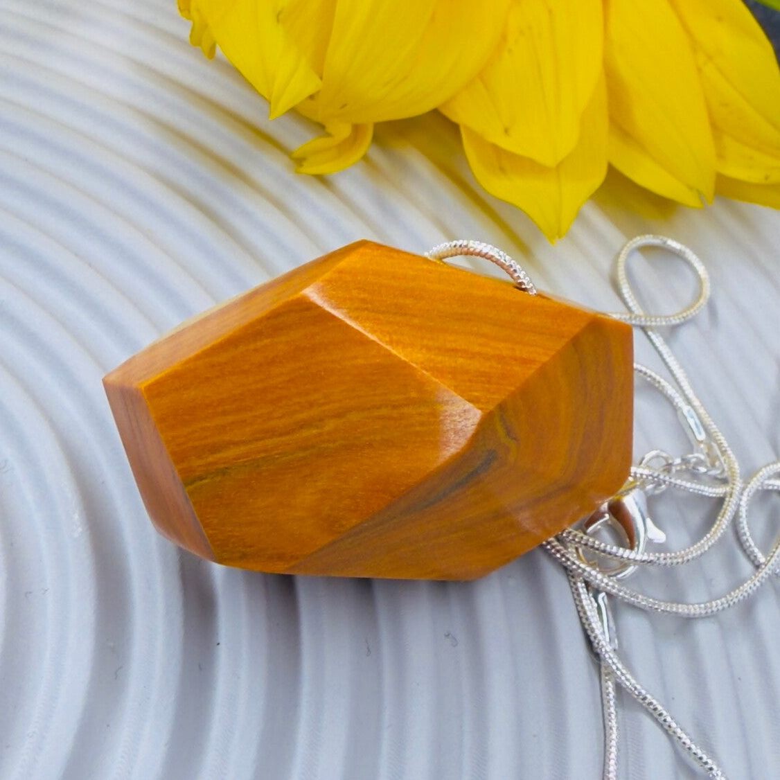 Timber gemstone pendant - Conkerberry