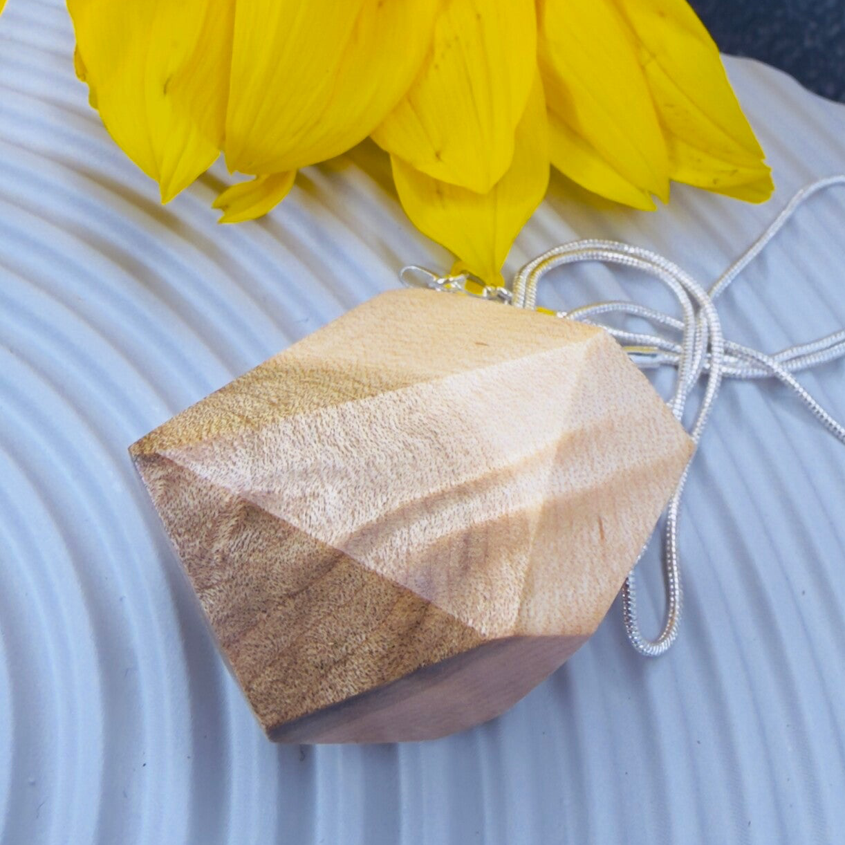 Timber gemstone pendant - Curly Maple