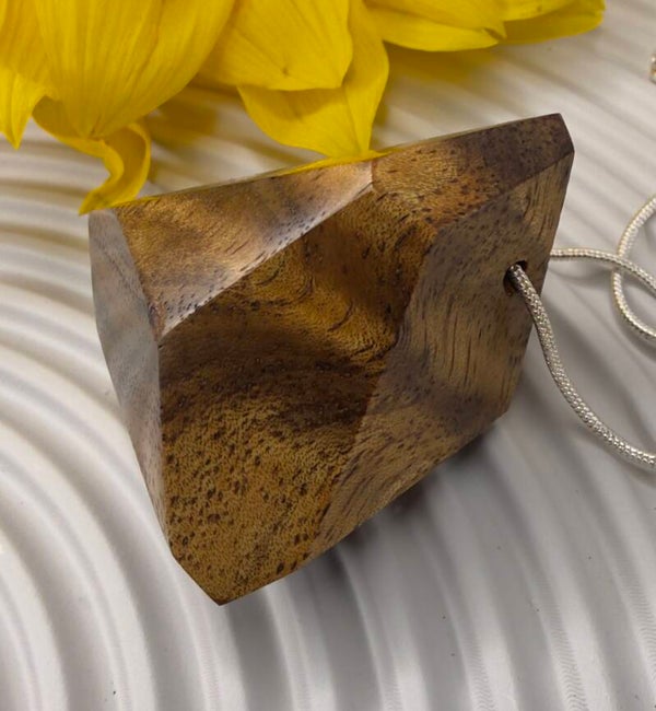 Timber gemstone pendant - Quilted Blackwood