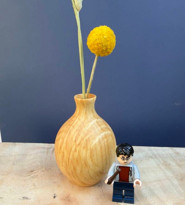 Dried Bud Vase - Figured Monterey Pine