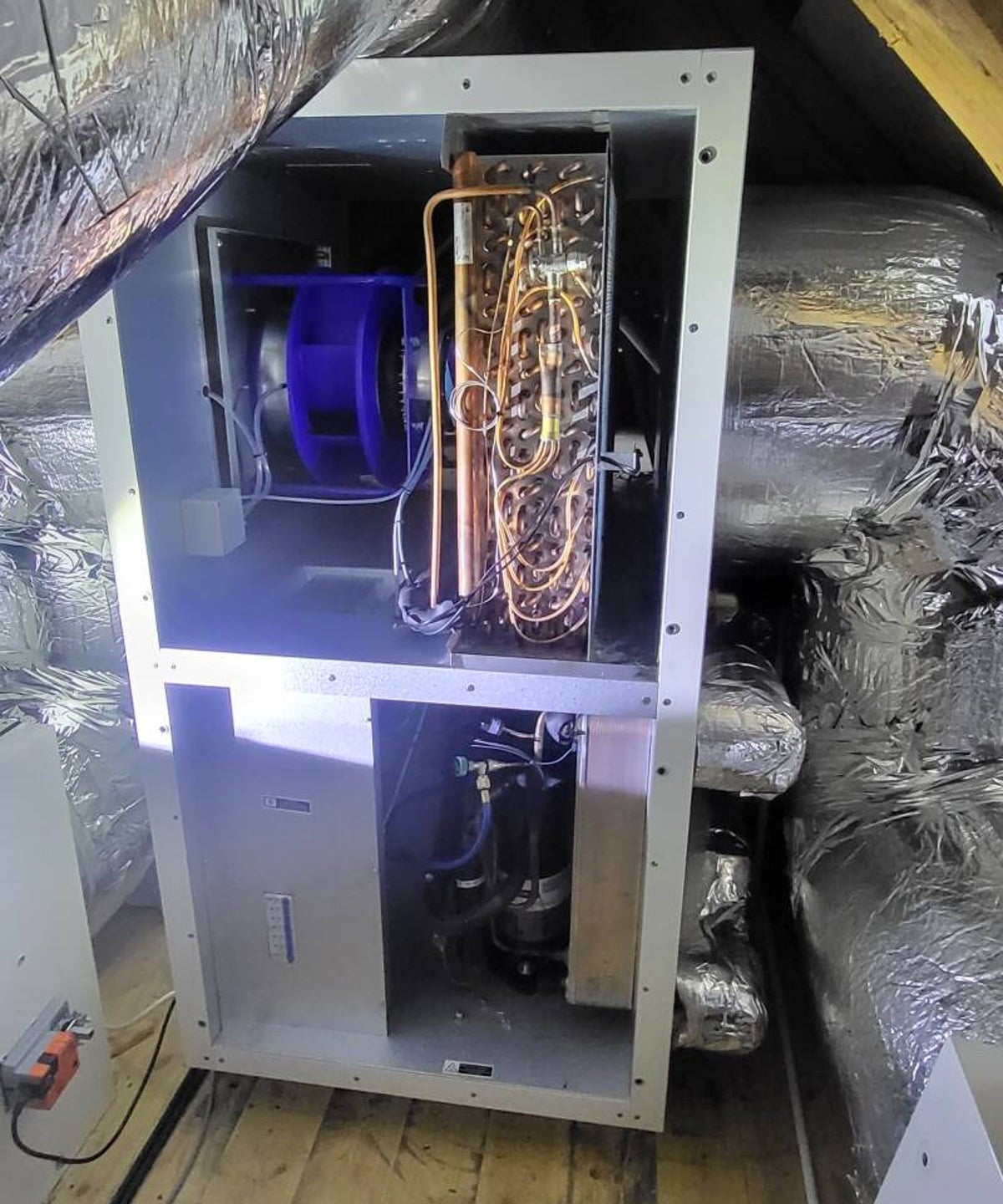 Ventilationsanlæg DVKT ApS