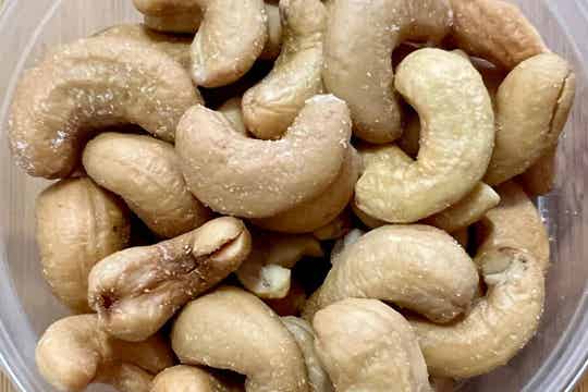 1108 - Cashewnoten / Cashew nuts