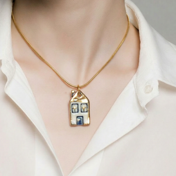 Porcelain and 22ct gold mini house pendant