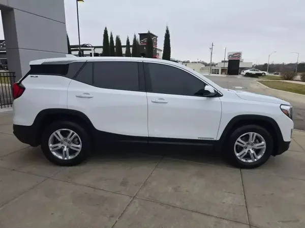 2021 GMC  Terrain SLE