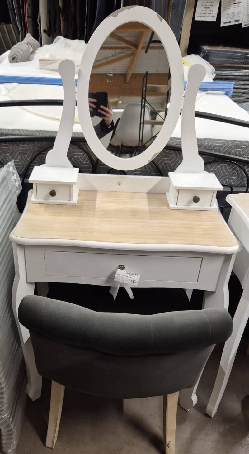 Coiffeuse seule 60€ au lieu de 99€.jpg