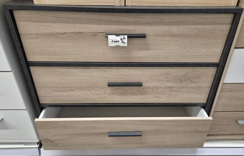 Commode 80€ au lieu de 99€.jpg