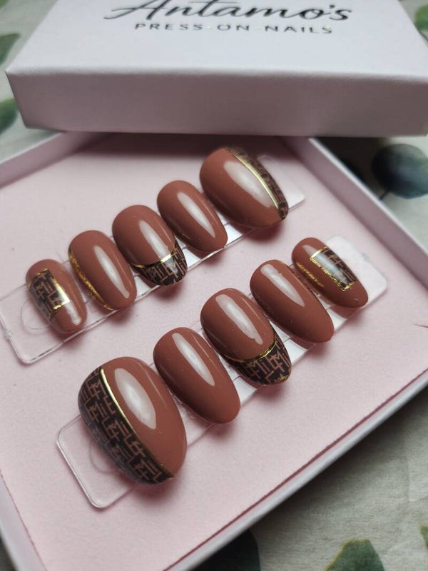 Golden Mocha– Press-On Nails
