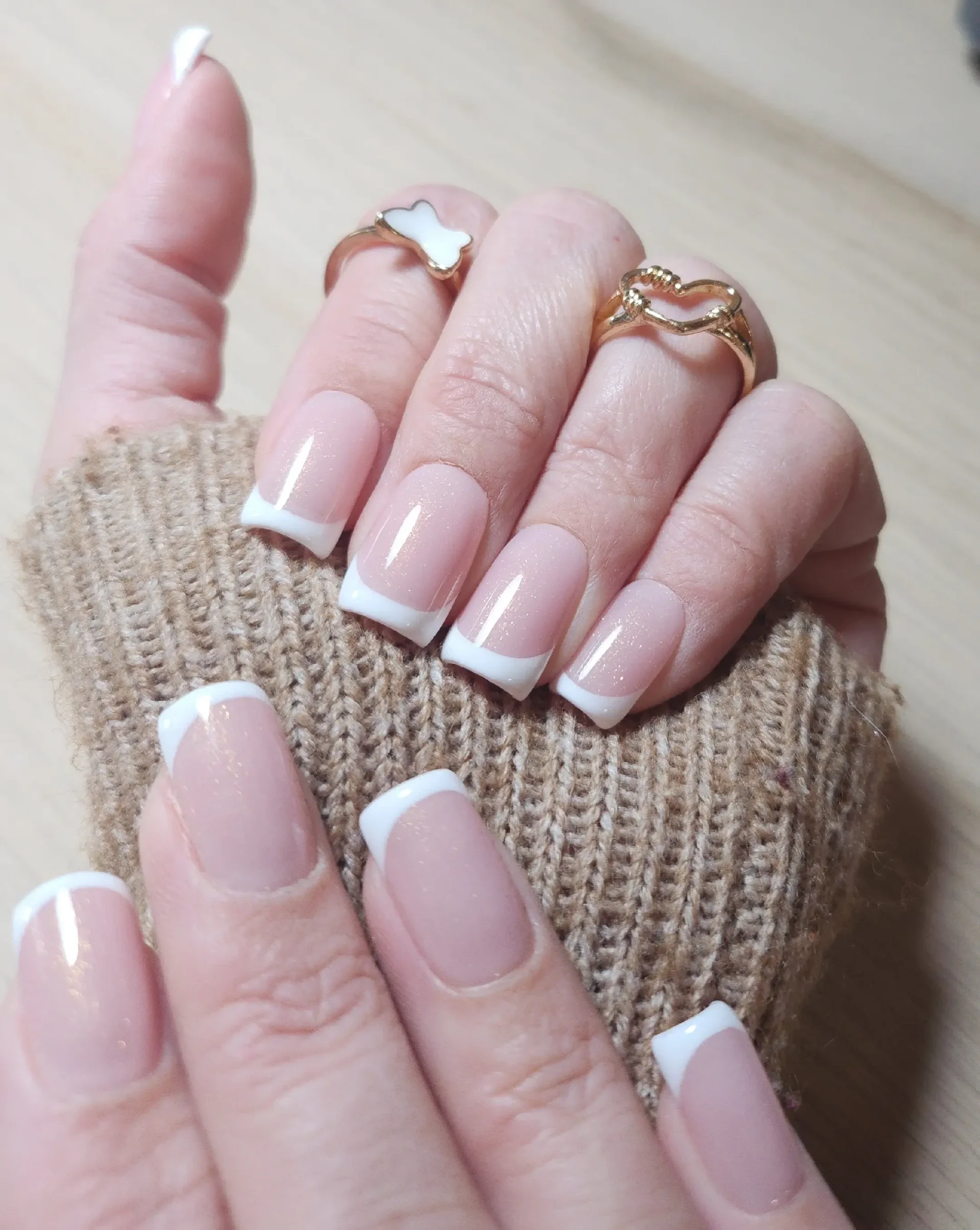 Silk French – Press-On Nails