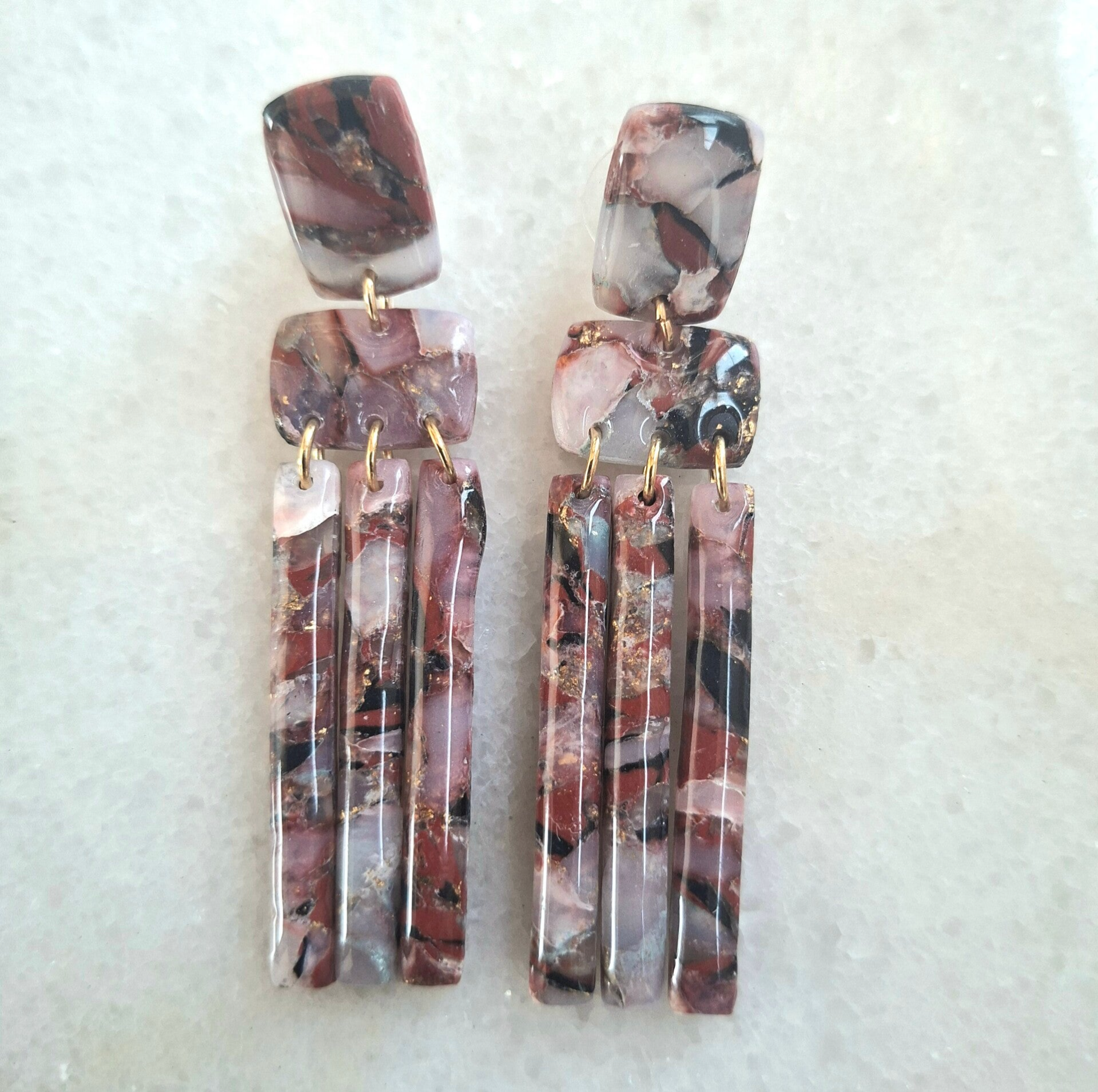 Black Ruby Dangle small Oorbellen
