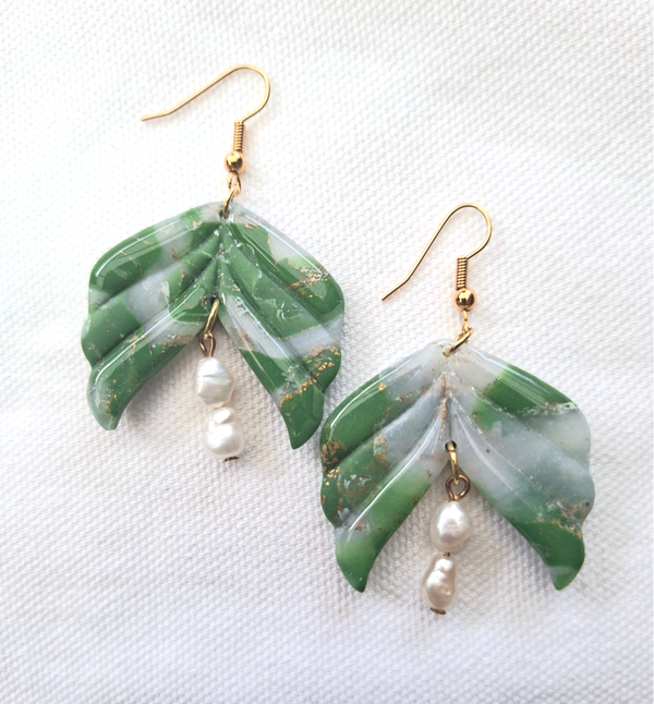 Hunter's Grove Angel Wings