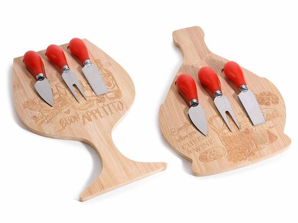 Tagliere e 3 coltelli da formaggio in legno . IDEA IEGALO BOMBONIERA!
