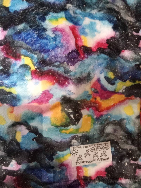 Kids cuddle fleece galaxy