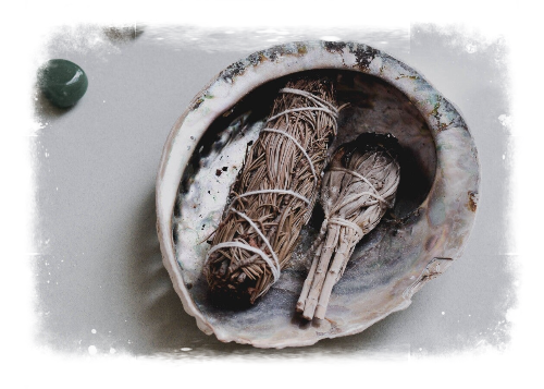 Smudge in Abalone schelp