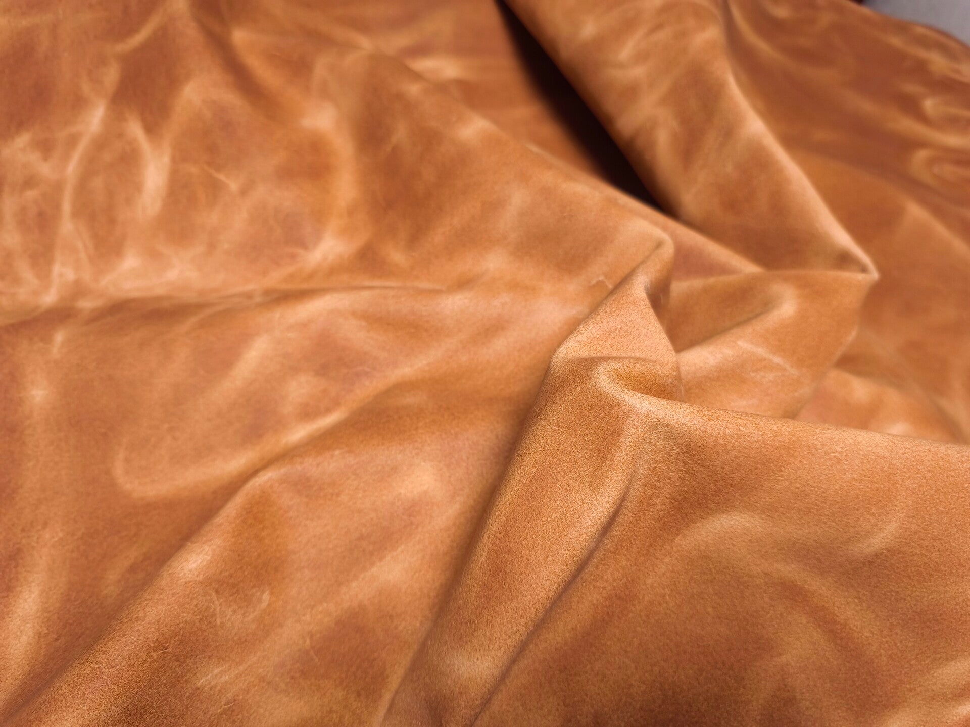 Art. crazy suede