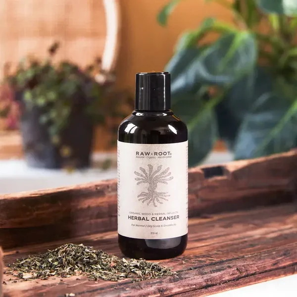 RAW ROOTs Shampoo Herbal Cleanser 215 ml
